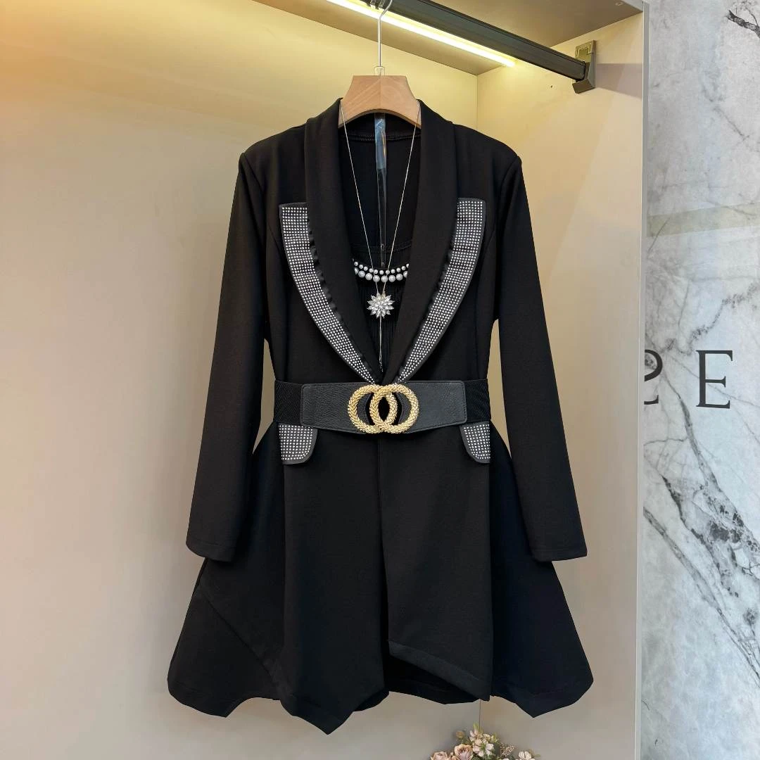 早秋新款2025大码重工烫钻复古设计感通勤风爆款百搭显瘦外套7306