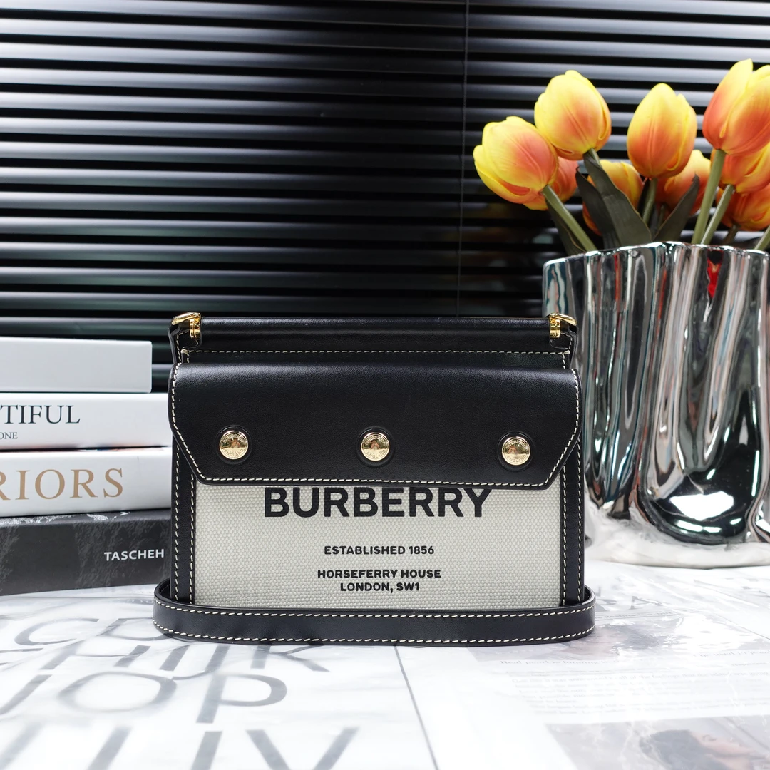 95新 BURBERRY/博柏利 单肩包/T10233538