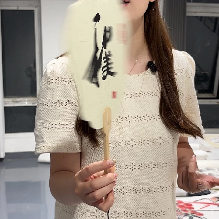 国画荷花 团扇 郭老师