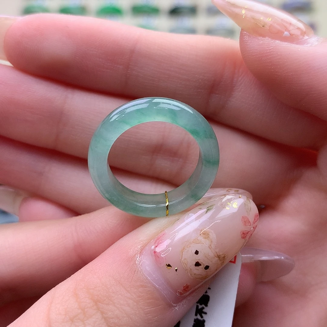 翡翠未镶嵌戒指港12