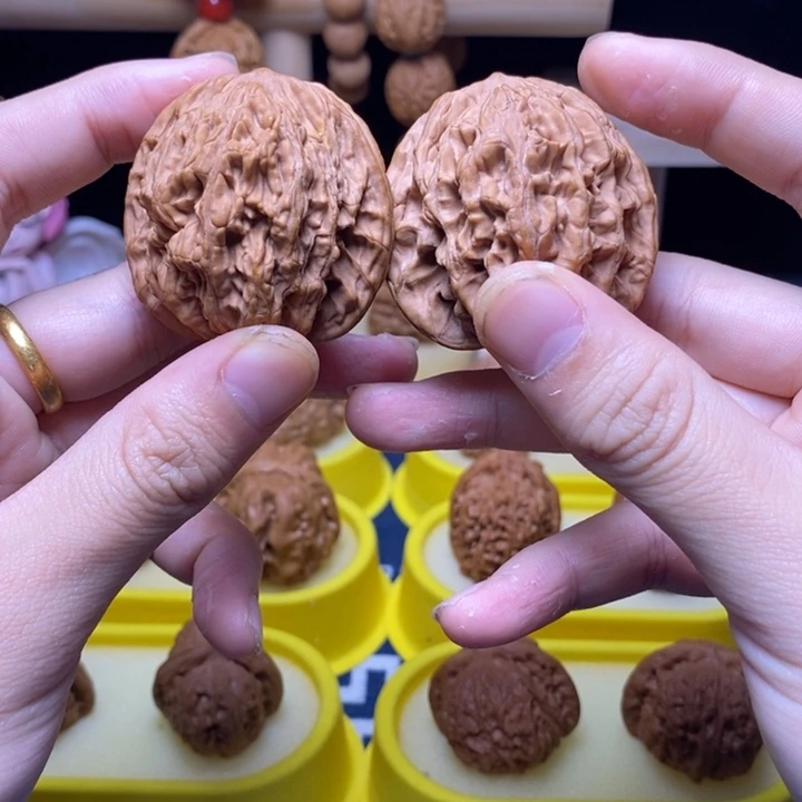 核桃44虎头 51.3g 不退不换