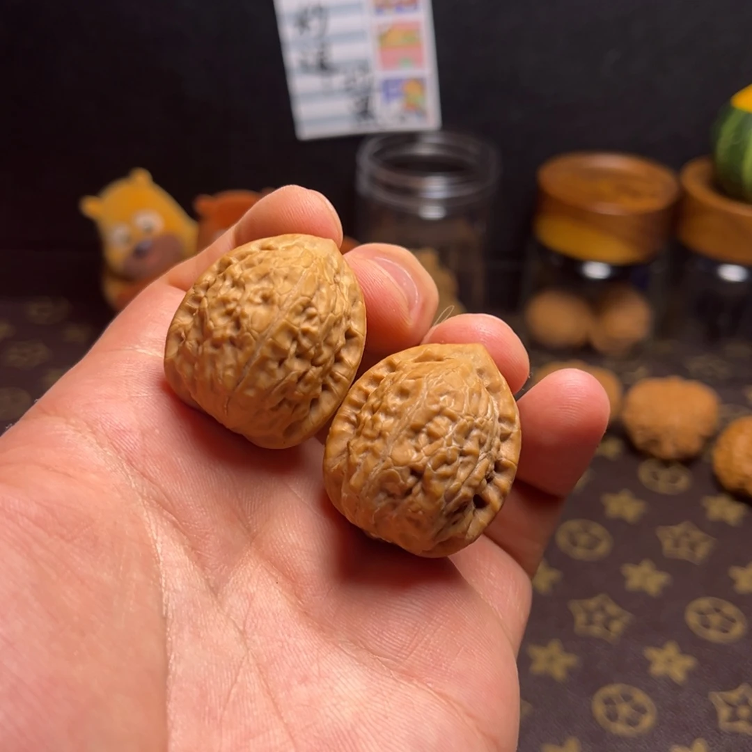 ˋ***.文玩核桃吊坠29尺舍利