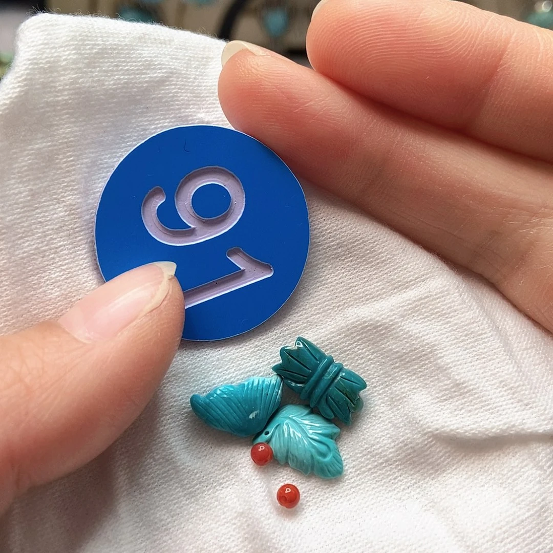 南红玛瑙未镶嵌珠宝奇石