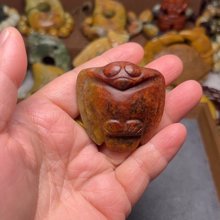 小***鸭岫岩河磨玉（透闪石质玉）未镶嵌珠宝奇石