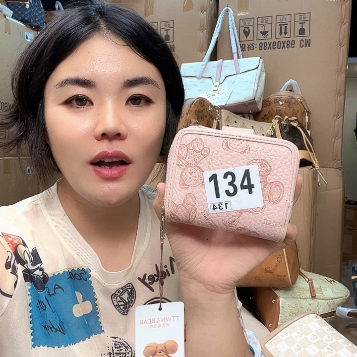 PVC包包包包包包包包