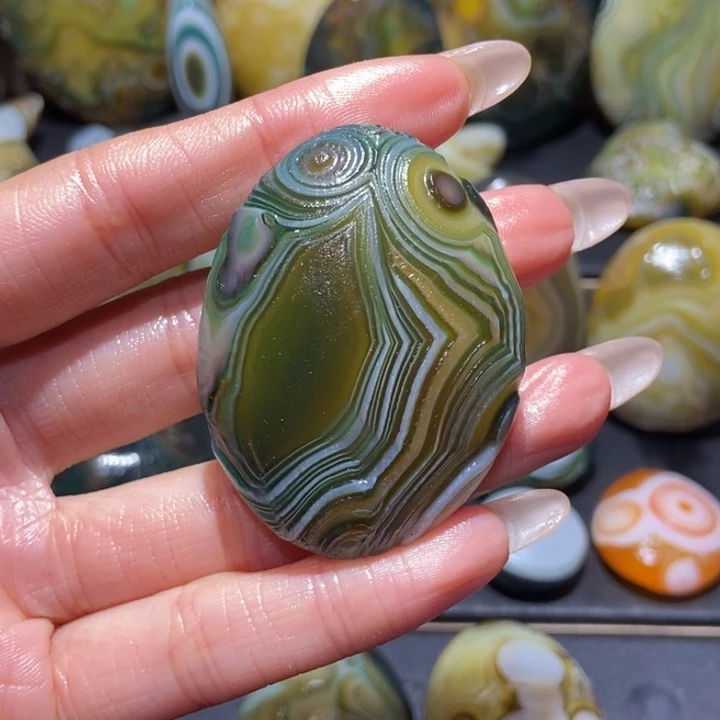 【闪购商品】未镶嵌玛瑙/玉髓珠宝奇石l l l