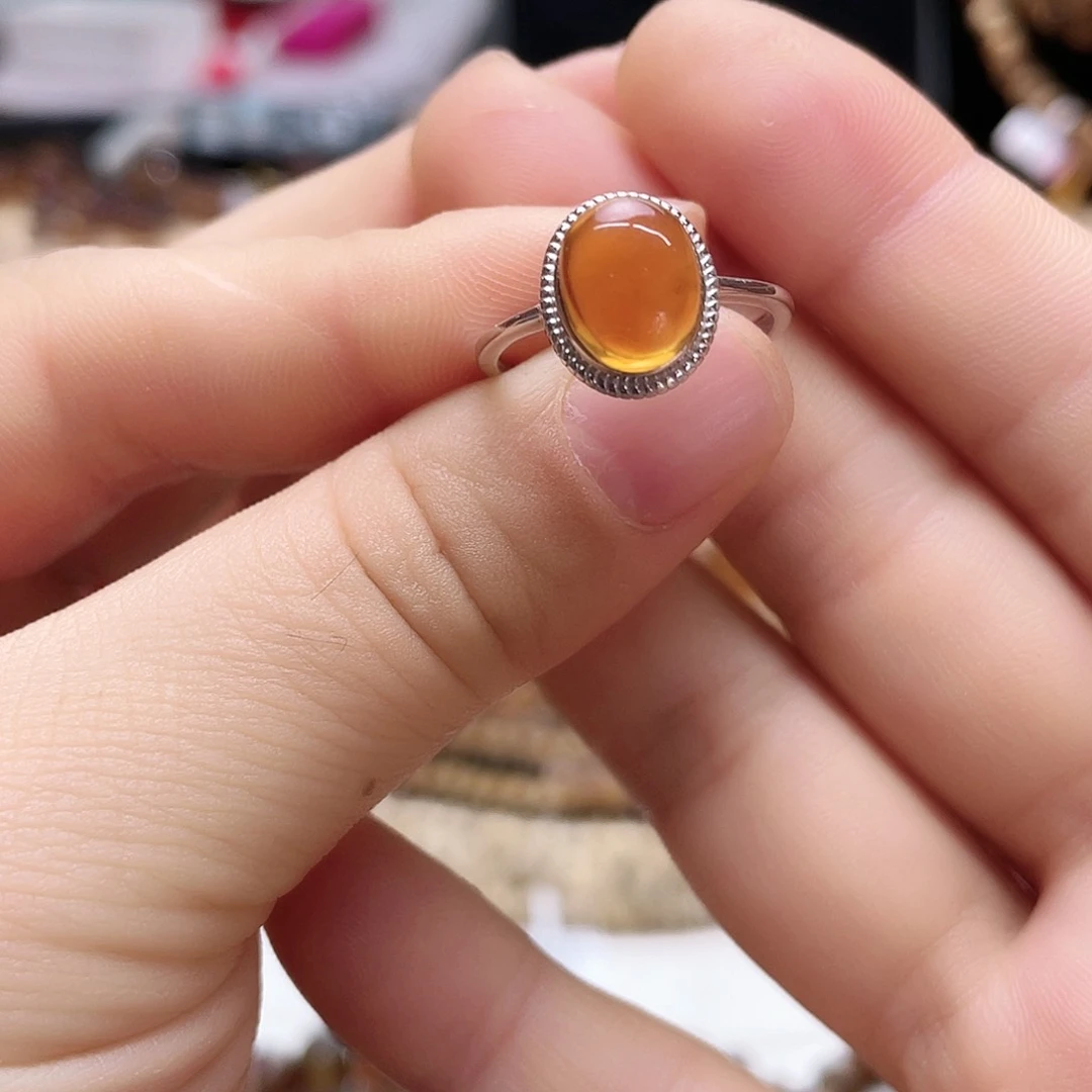 琥珀裸石未镶嵌大