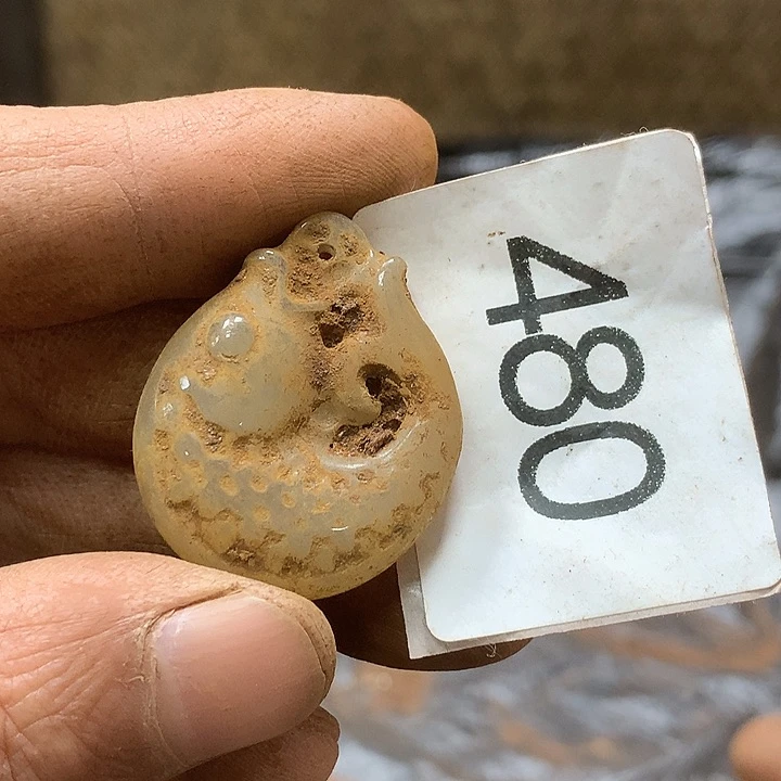 未镶嵌和田玉挂件