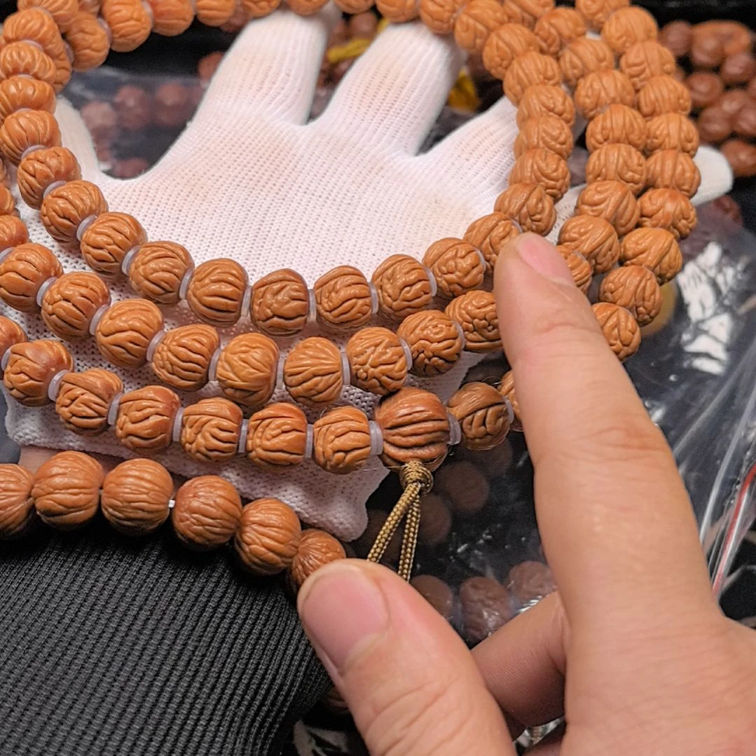 吊坠桃核分风羽龙纹脖挂