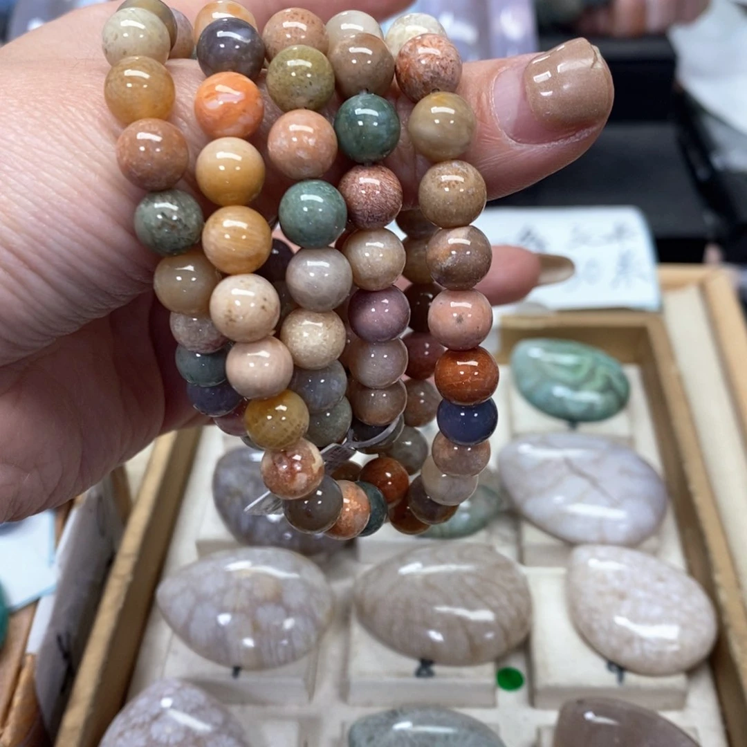 硅化珊瑚（珊瑚玉）手链未镶嵌云****深461