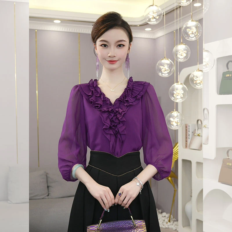 2025夏季新款法式高级轻奢气质木耳边优雅复古V领紫色小衫上衣女