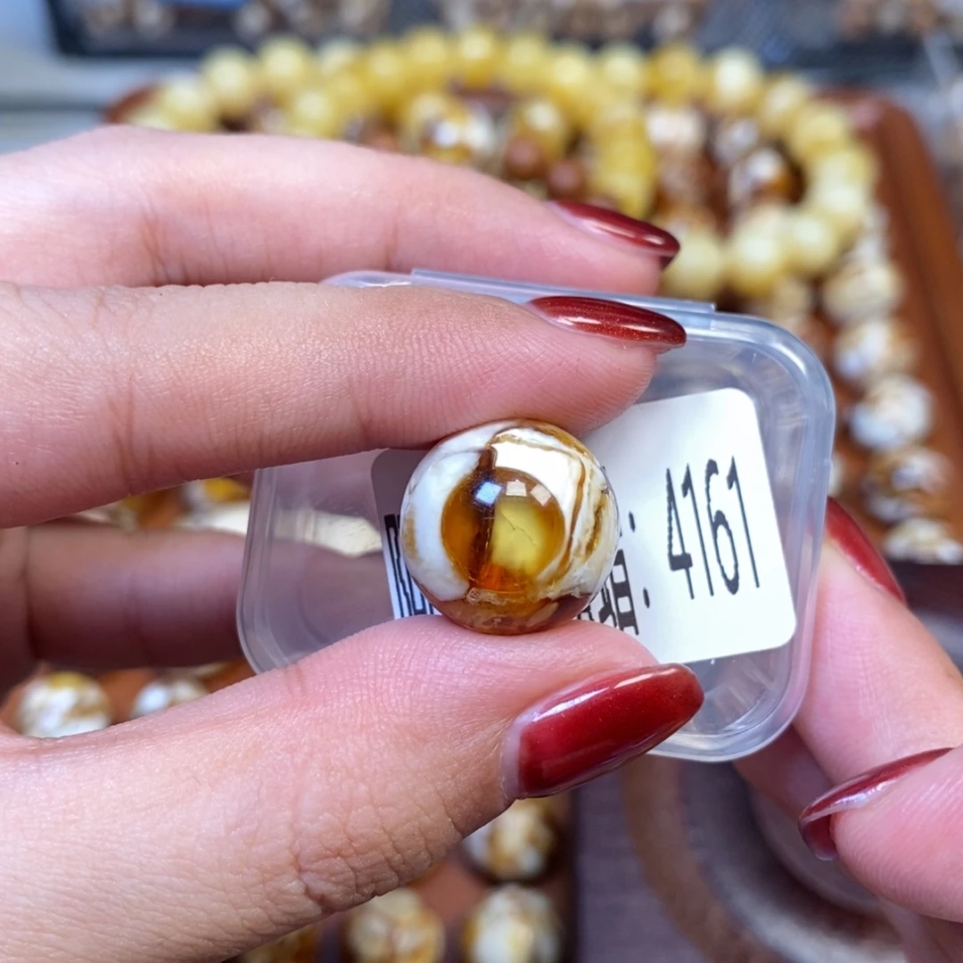 把件猴头核桃沁色圆珠老型4161