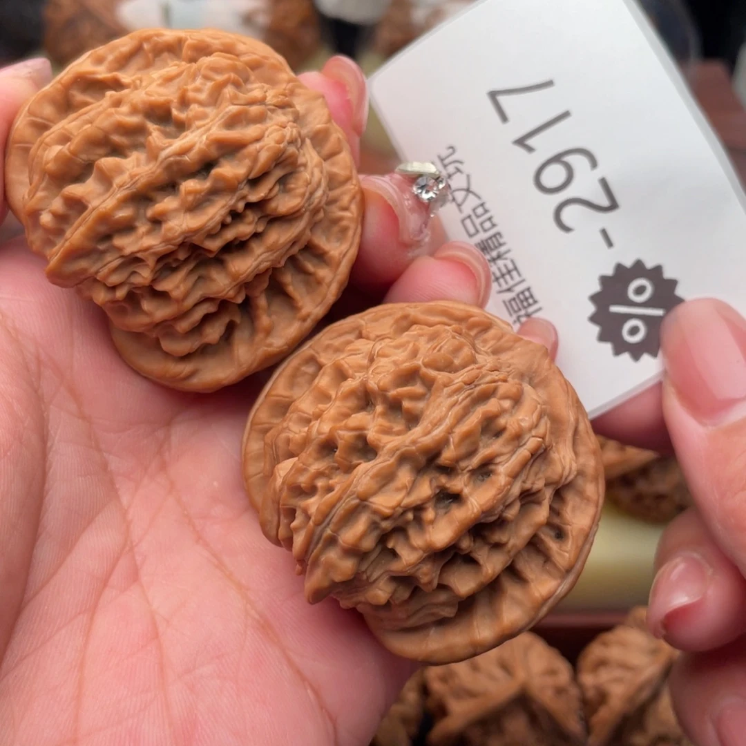 文玩核桃把件46毕业汉高楼