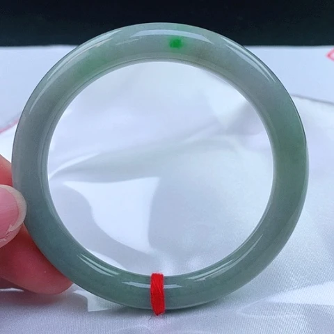 翡翠手镯（圆镯）未镶嵌76 号翡翠手镯