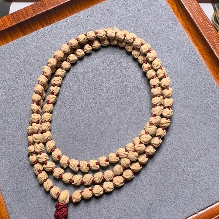 柏香籽/百香籽吊坠白牙蛇骨108