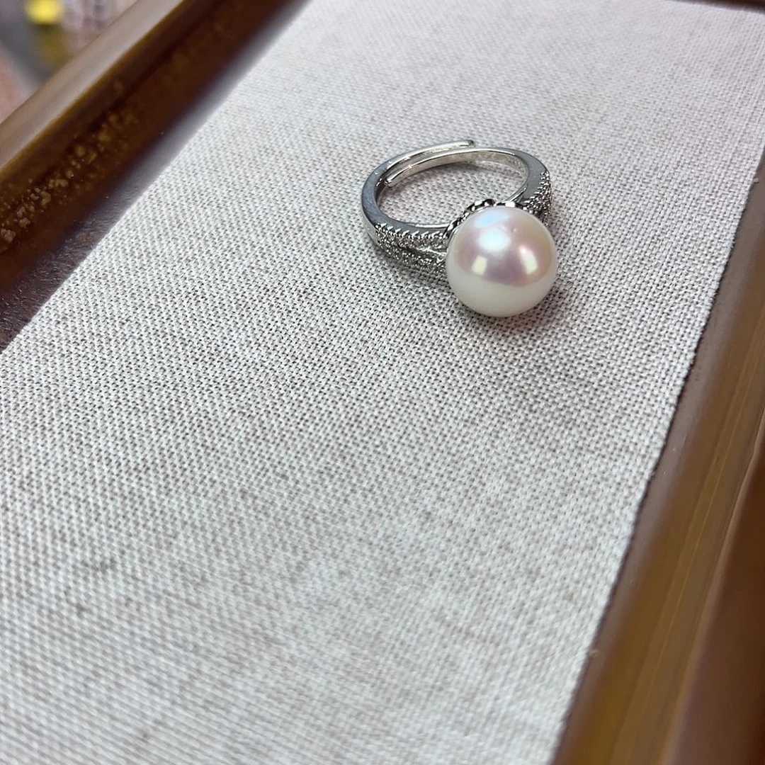 钛钢手绳淡水珍珠