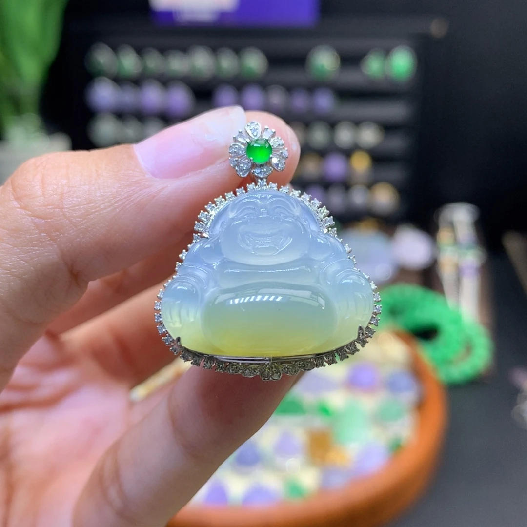 翡翠18K金镶嵌颈饰