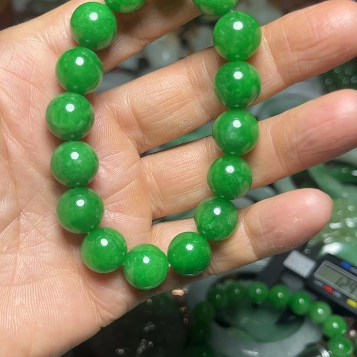 鑫***垚翡翠未镶嵌颈饰谢谢大家的支持