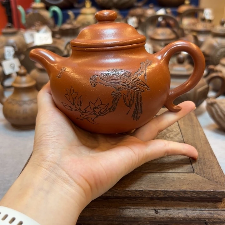 紫砂壶等艺术精品