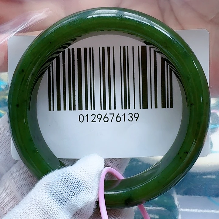 和田玉（碧玉）手镯未镶嵌5657包容