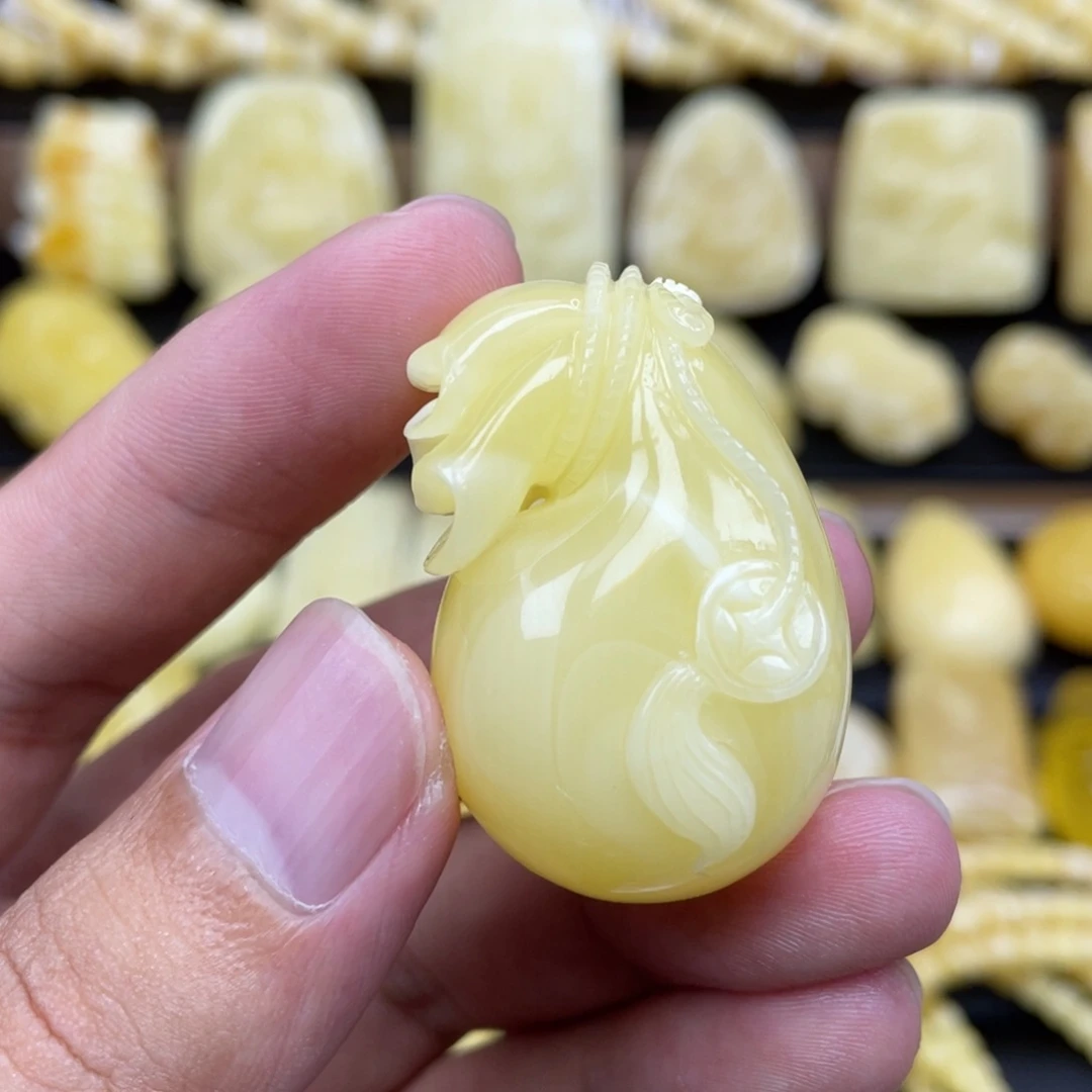 裸石琥珀未镶嵌琥珀蜜蜡