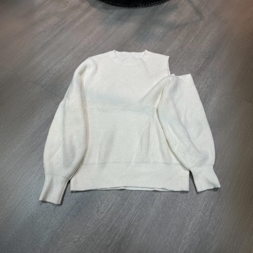 韩系气质小香风白色针织衫上衣-果梓643