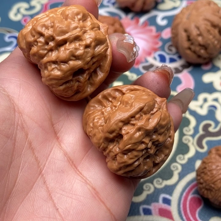 文玩核桃把件得*蛤蟆头