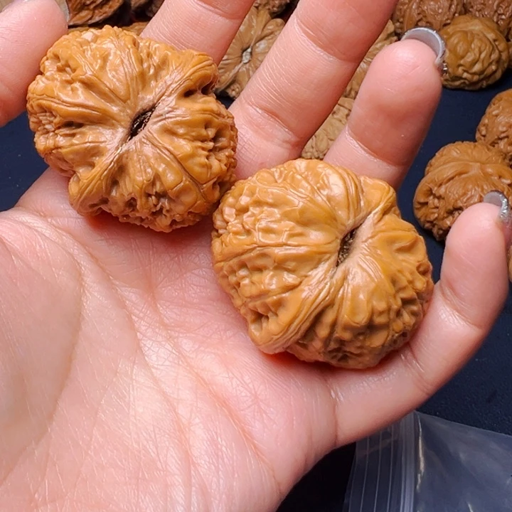 文玩核桃吊坠明***6元宝45不退换