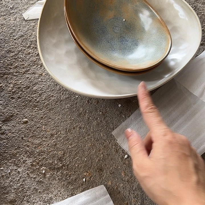 瓷片瑕疵特价商品