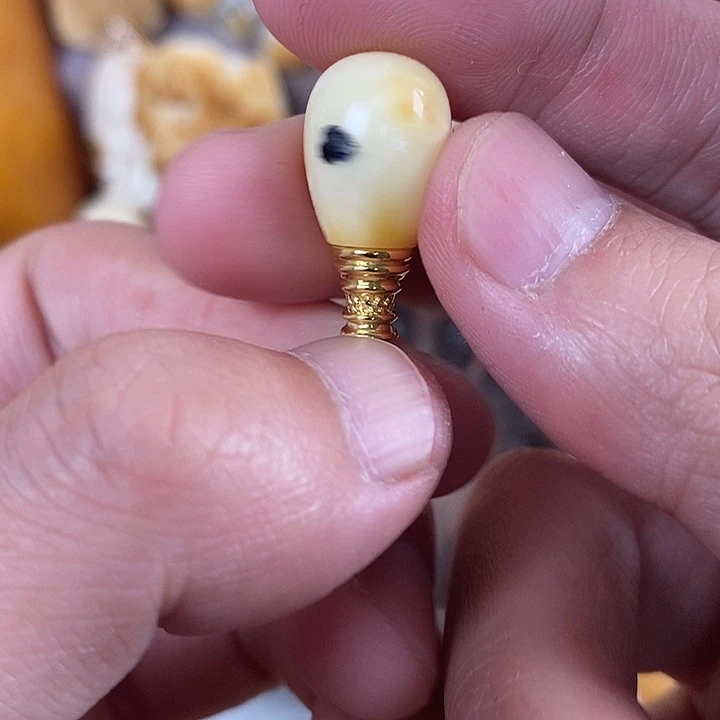 琥珀未镶嵌珠宝奇石我