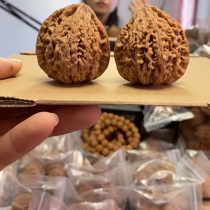 把件文玩核桃42.5虎头王小众