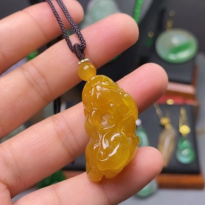 吊坠(赠链)未镶嵌翡翠