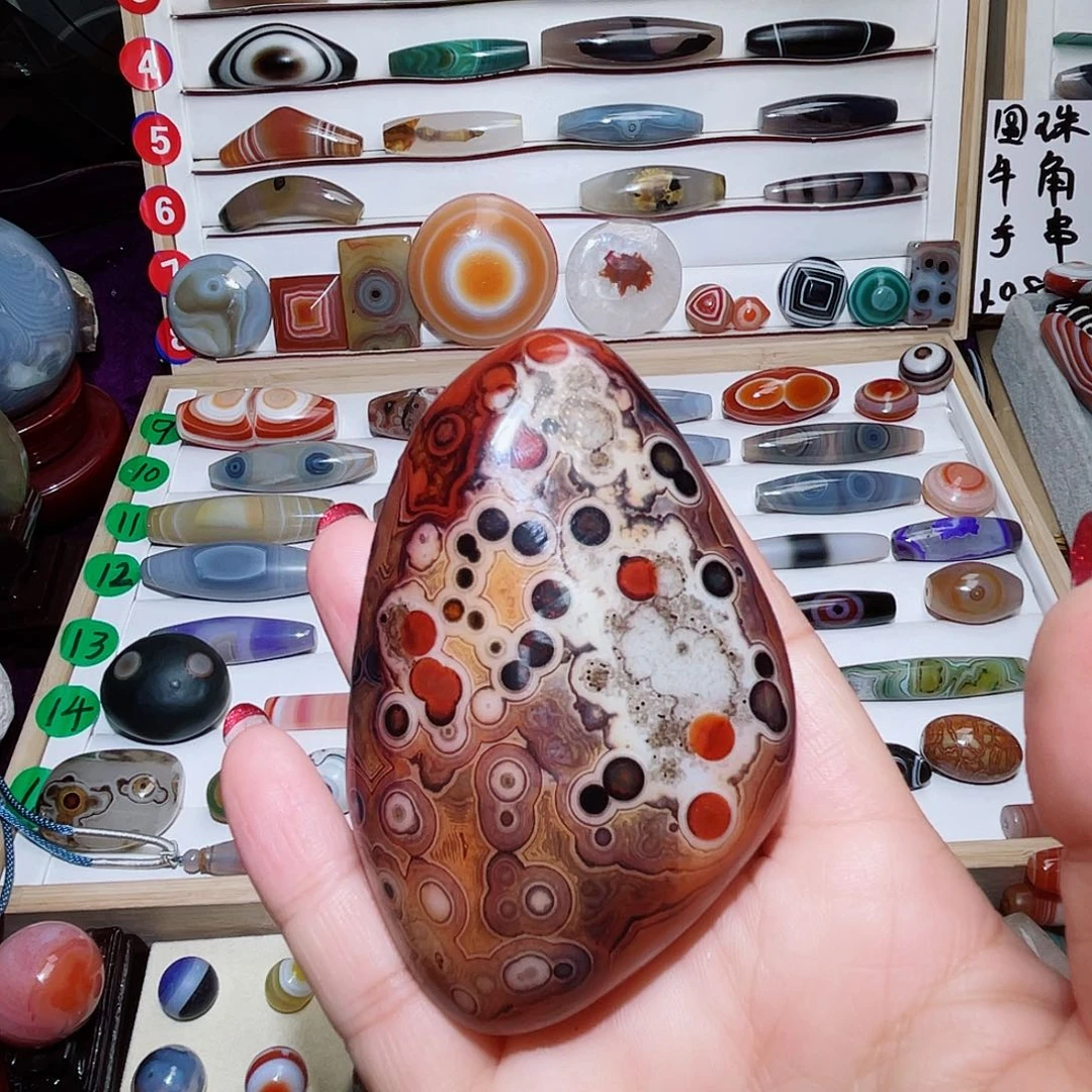 玛瑙/玉髓颈饰未镶嵌?****]