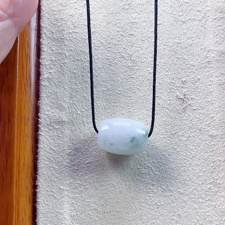 翡翠未镶嵌颈饰孤品