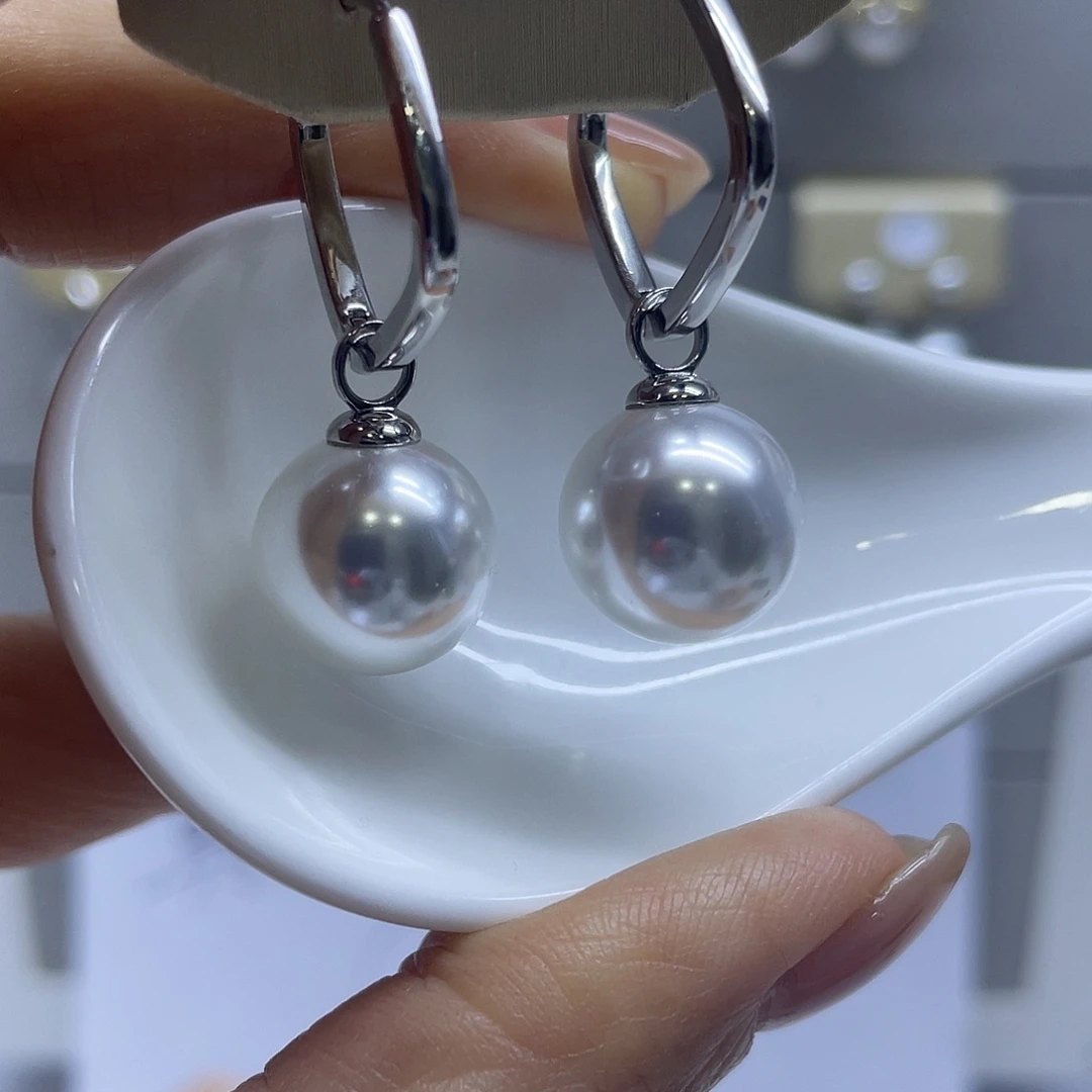 淡水珍珠银S925镶嵌耳饰