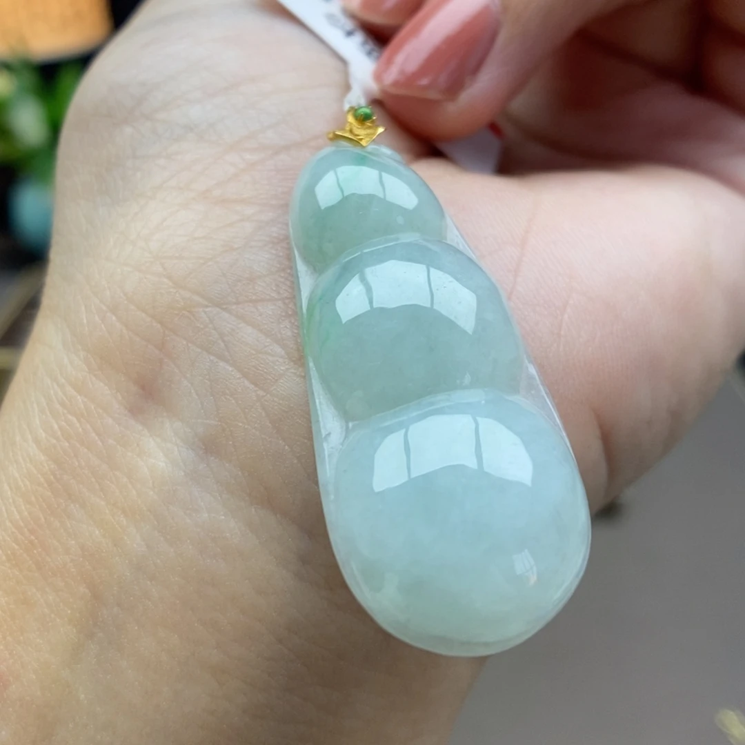 翡翠18K金镶嵌颈饰吊坠51