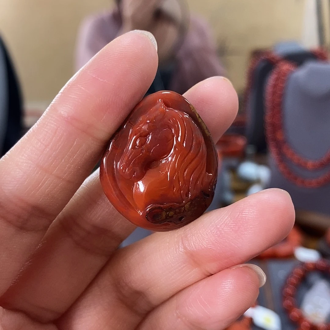 未镶嵌吊坠南红玛瑙