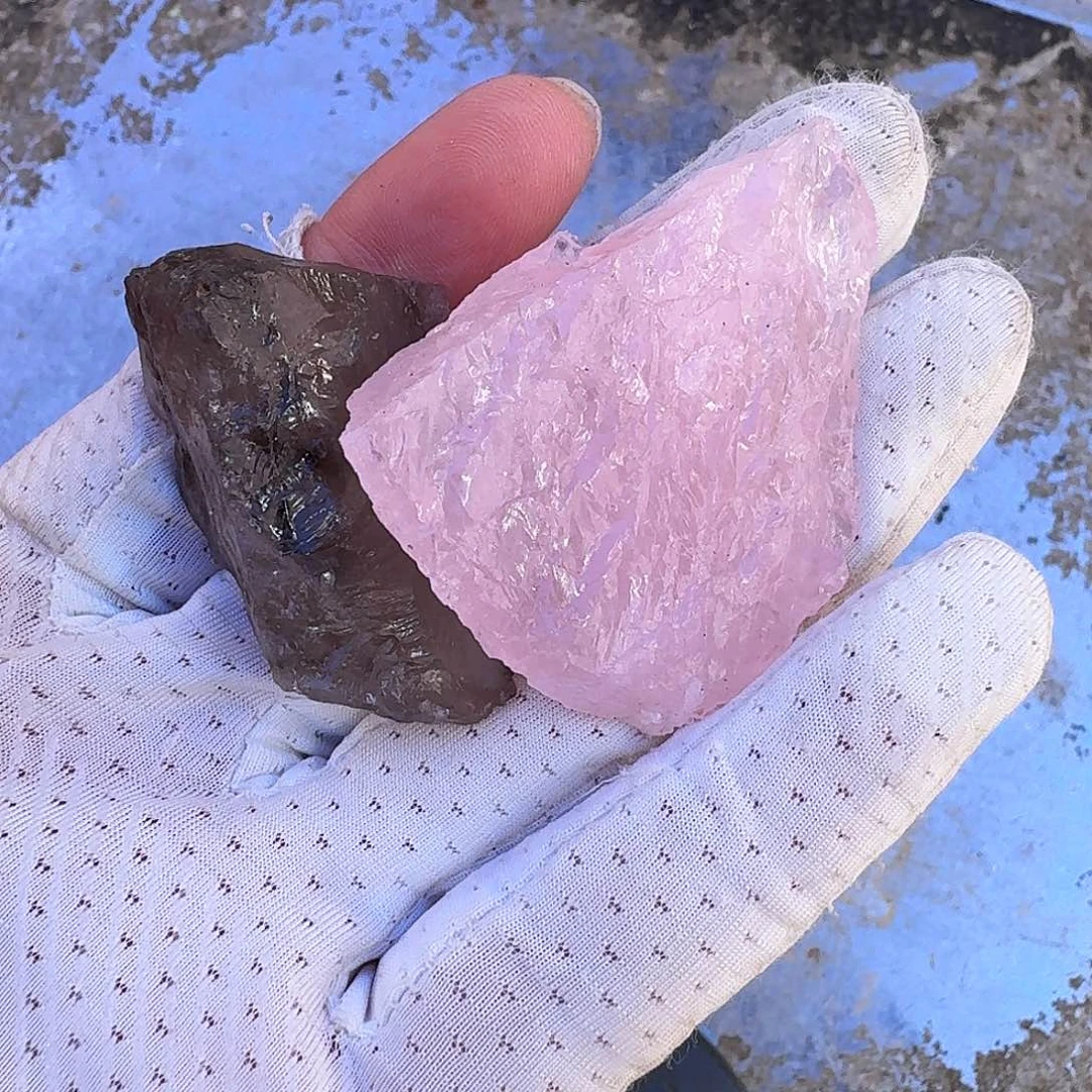 未镶嵌颈饰水晶江*定制