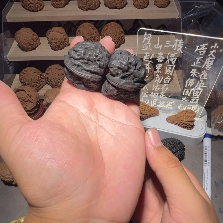 @***吊坠文玩核桃地闷箭毒蛙