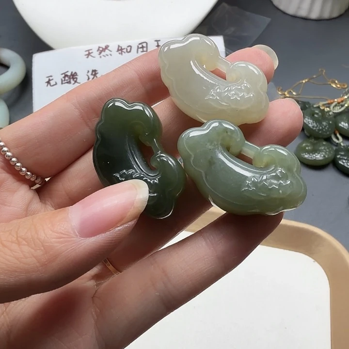 和田玉未镶嵌颈饰89
