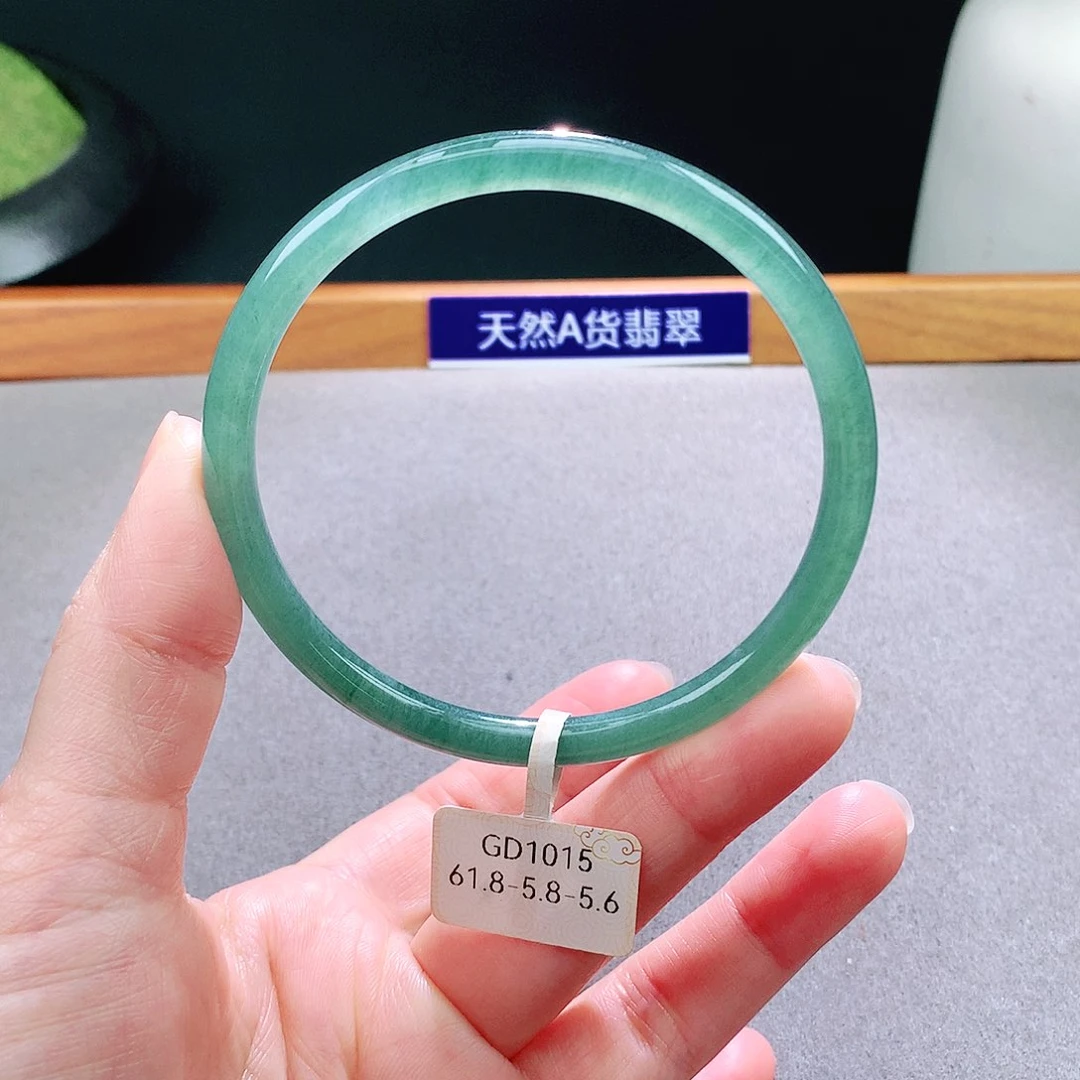 未镶嵌手镯翡翠天然翡翠手镯a货