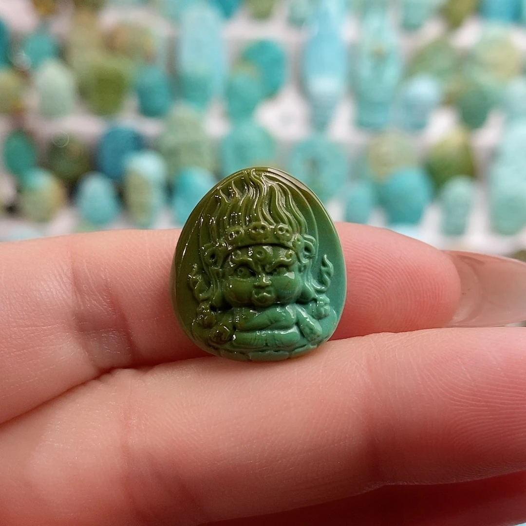 绿松石绿松石未镶嵌