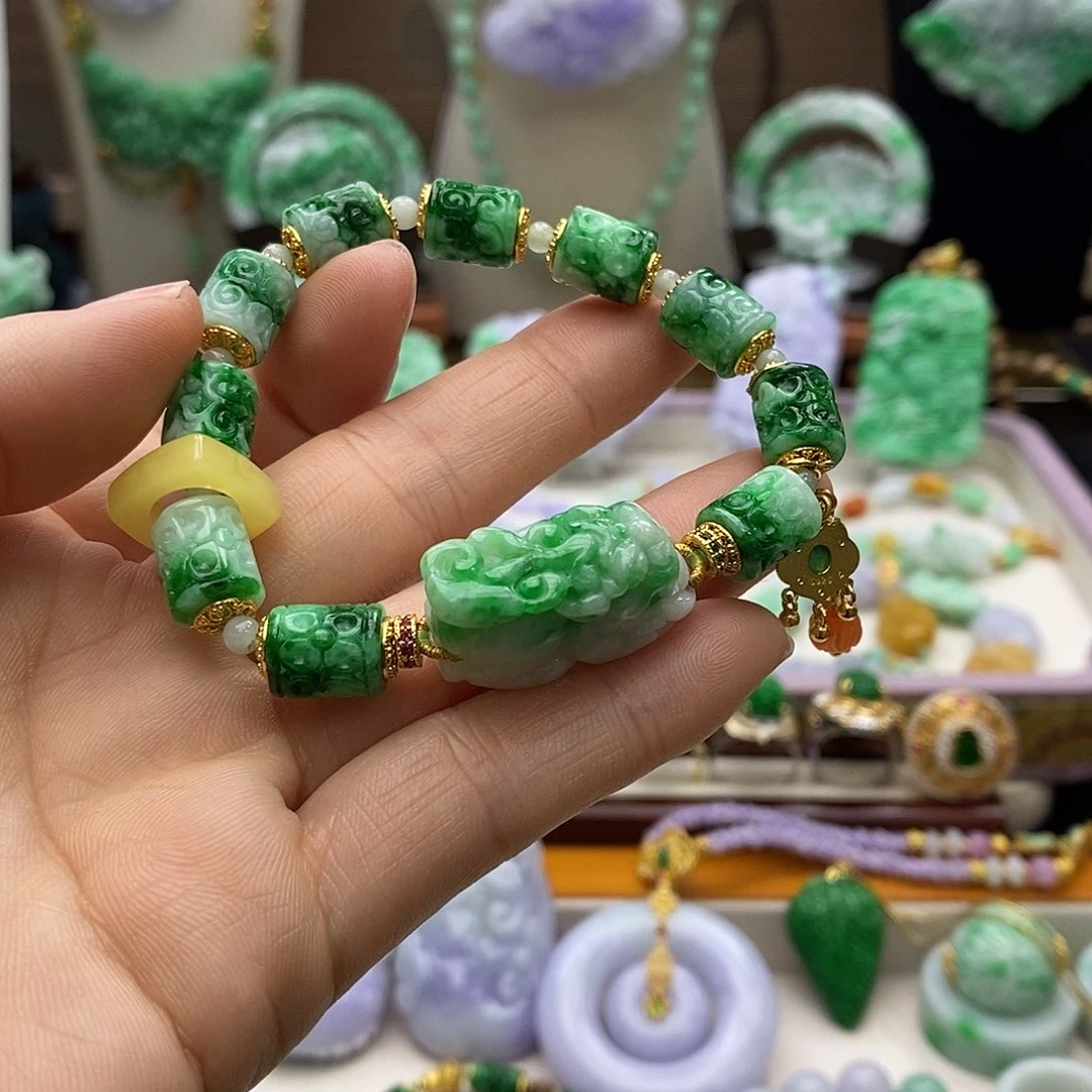 翡翠未镶嵌颈饰天然