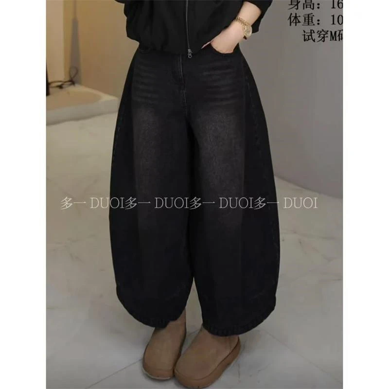 多一"加绒港味"2025冬季复古水洗高腰弯刀内里加绒百搭牛仔裤