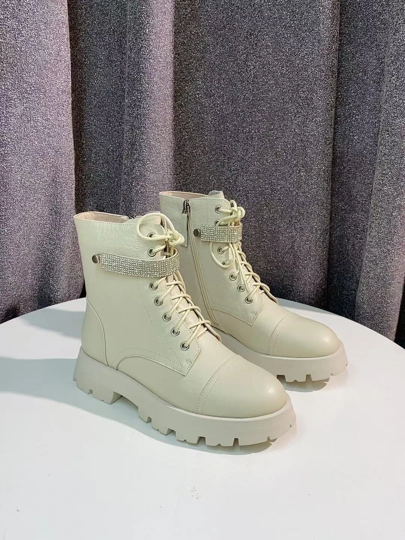 C1930   米色   粗跟圆头真皮厚底短靴 马丁靴