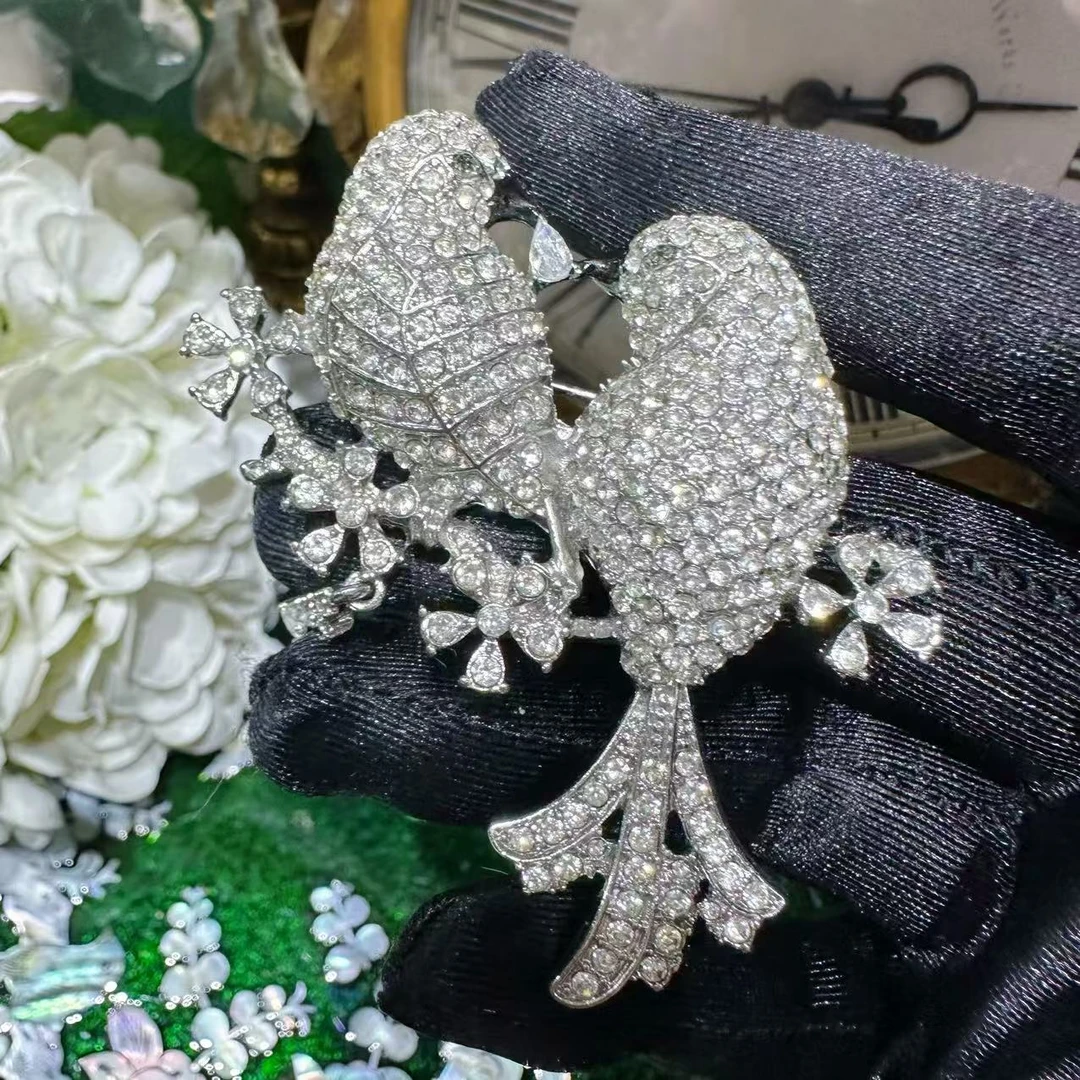 铜合金胸针 满镶比翼双飞鸟胸针