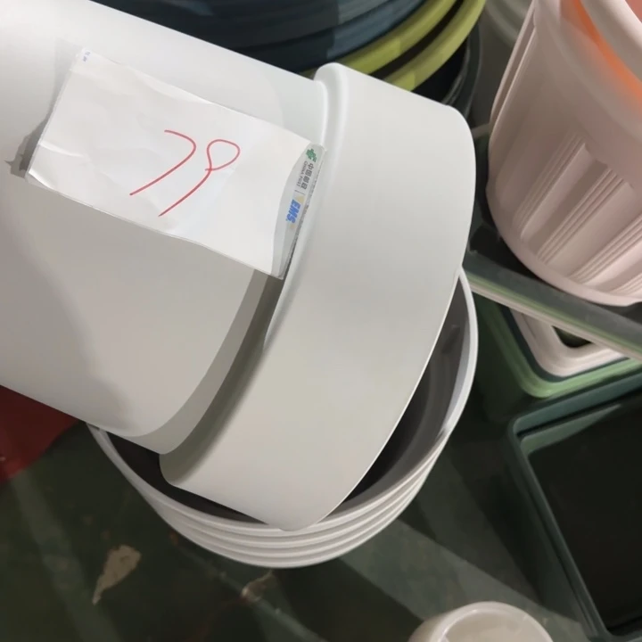 编号是79号的79号的花盆