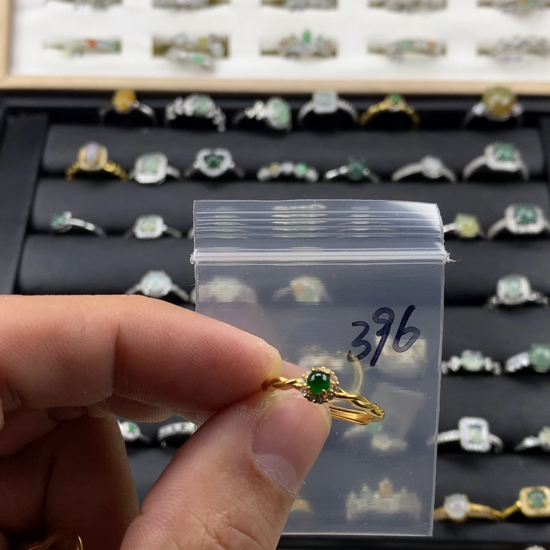 汤***贝翡翠银S925镀金镶嵌戒指396