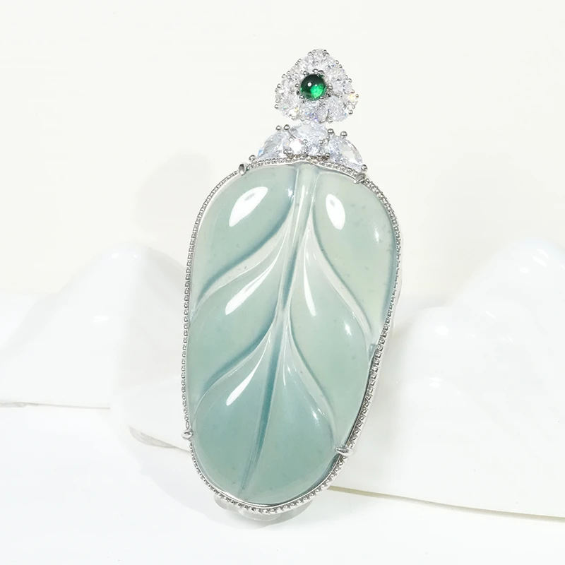 【小胖甄选】天然A货翡翠吊坠叶子蓝水轻奢百搭精致珠宝-多样性发