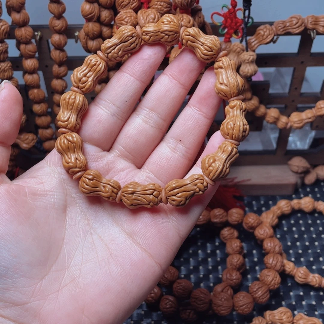 木质类龙纹桃枭手串
